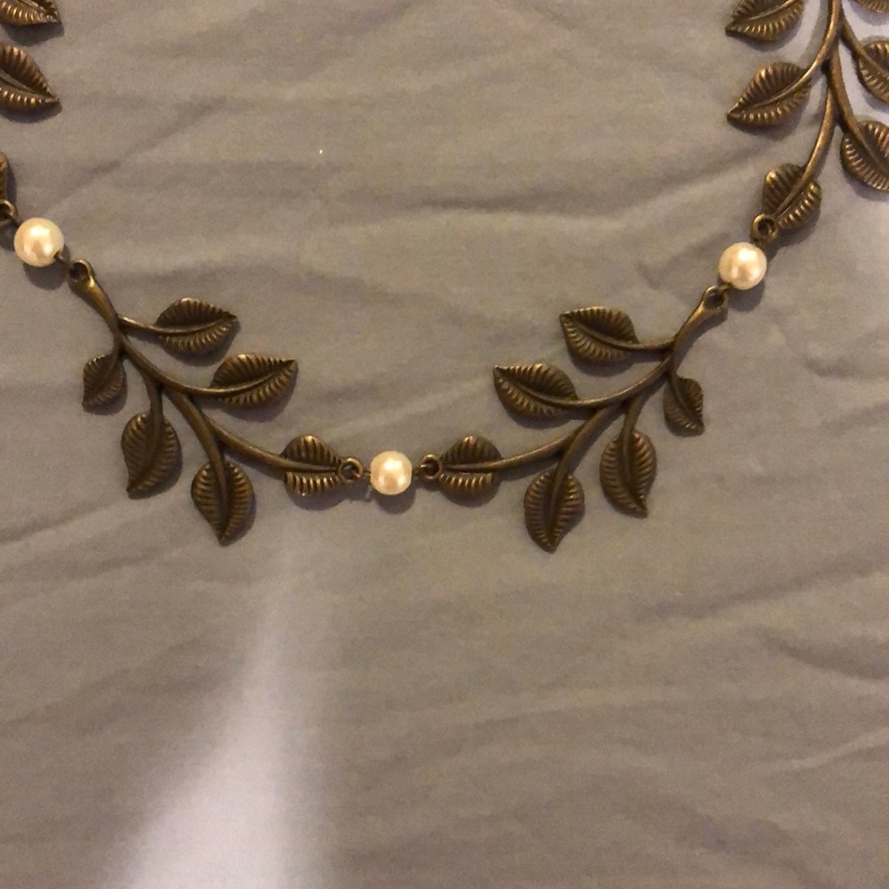 Necklace - Picture 2 of 3